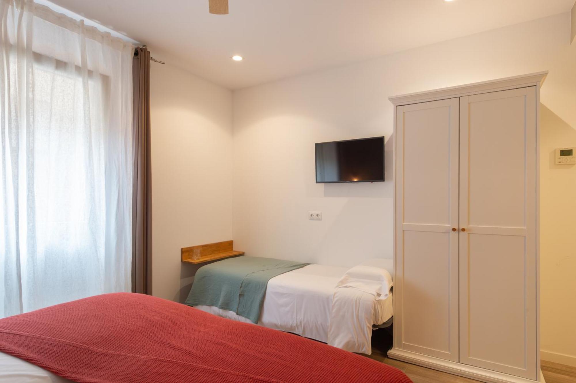 Hostal Boutique Es Portalet Sant Feliu de Guíxols Bilik gambar